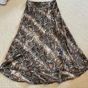 Zara size S gold/black satin midi skirt